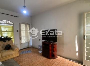 Casa · 117m² · 2 Quartos · 1 Vaga · Casa terrea com 2 quartos, Edicula e Quintal para venda na Vila Santana zona central de Sorocaba.