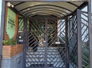 Apartamento · 56m² · 1 Quarto · 1 Vaga · Apartamento no térreo com 55,6 m² Santana 1 quarto 1 vaga de garagem à 300 metros da Av Braz Leme