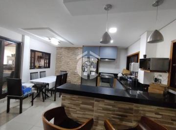 Casa · 352m² · 5 Quartos · 2 Vagas · Sobrado à venda na Chácara Belenzinho. 5 dormitórios, 2 vagas e área gourmet com piscina.