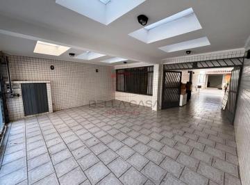 Casa · 226m² · 4 Quartos · 6 Vagas · Sobrado à Venda no Tatuapé ? 4 Dormitórios, 1 Suíte e 6 Vagas