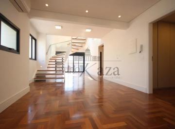 Apartamento · 314m² · 3 Quartos · 4 Vagas · Cobertura Duplex - Moema - 3 Suítes - 314m².