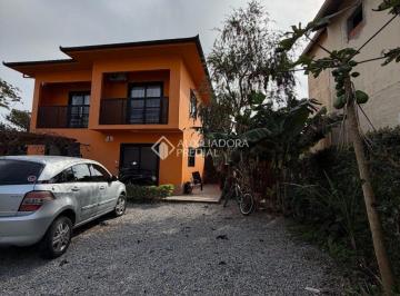 Casa · 94m² · 2 Quartos · Ampla casa com 2 dormitórios em Cachoeira do bom Jesus