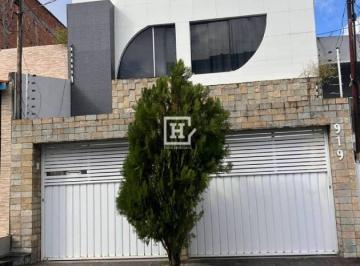 Casa com 4 Quartos à Venda, Suíssa - Aracaju · Casa com 4 Quartos à Venda, Suíssa - Aracaju
