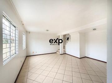 Casa · 81m² · 3 Quartos · 2 Vagas · Sobrado frente rua para venda no Uberaba de cima com 82,70m2