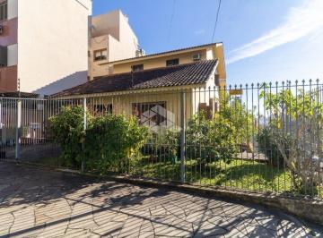 Casa · 260m² · 6 Quartos · 3 Vagas · Casa com 6 dormitórios no Bairro Jardim Botânico