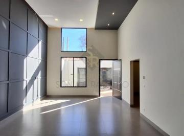 Casa · 220m² · 3 Quartos · 3 Vagas · Casa residencial à venda no bairro Jardim Ouro Branco, em Ribeirão Preto/SP.