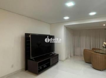Apartamento · 208m² · 4 Quartos · 3 Vagas · Apartamento com 4 quartos sendo 3 suítes disponível para venda no bairro Fundinho em Uberlândia-MG