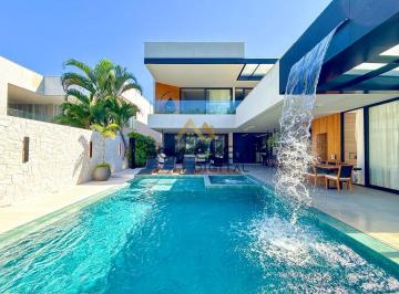 Casa · 850m² · 5 Quartos · 4 Vagas · Espetacular Casa Triplex Contemporanea na Barra da Tijuca c/ elevador e Porteira Fechada