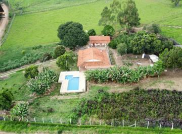 20231031161502883993.jpg · Sítio para Venda em Pinhalzinho, centro, 3 dormitórios, 3 banheiros
