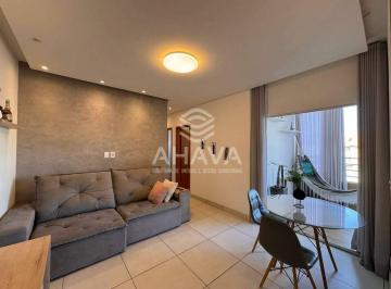 Apartamento · 80m² · 3 Quartos · 2 Vagas · Área Privativa 3 Quartos sendo 1 Suíte à Venda, 80m², 2 Vagas, Bairro Copacabana, próximo a Avenida