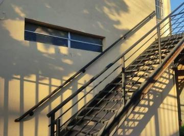 Comercial · 36m² · Loja para alugar no Saramenha