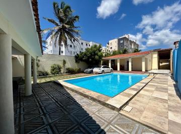 Casa · 177m² · 4 Quartos · 6 Vagas · Casa à venda em Icaraí, Caucaia