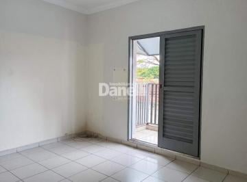 Quarto com Sacada - Frente · Sobrado à venda, 3 quartos, Centro - Taubaté/SP