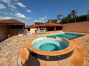 Rural · 1046m² · 3 Quartos · 4 Vagas · Chácara em Atibaia