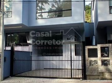 Casa · 80m² · 2 Vagas · Casa à venda no bairro Nova Brasília - Brusque/SC