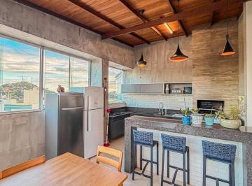 Apartamento · 195m² · 3 Quartos · 2 Vagas · Cobertura Linear luxuosa de 195m², 3 quartos, 2 suítes, 2 vagas e lazer privativo