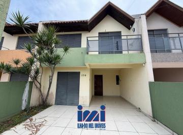 Casa · 96m² · 3 Quartos · 2 Vagas · Sobrado perto do mar a venda em Pontal do Sul