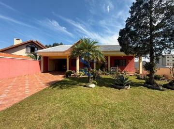 Casa · 300m² · 3 Quartos · 7 Vagas · Casa no Umbará