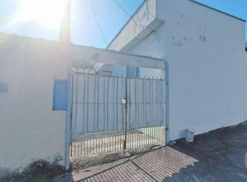 Casa · 53m² · 1 Quarto · Casa para alugar em Vila Bianchi de 53.00m² com 1 Quarto
