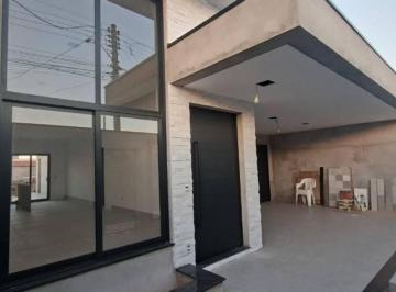 d993461d07e2c90c67841c3c50ecf4686d686ddc · Casa com 3 dormitórios à venda, 135 m² por R$ 980.000,00 - Jardim Europa - Jaguariúna/SP