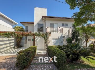 0 · Casa em localização e planta priveligiada na região da Hípica