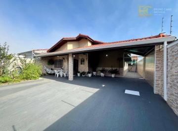 ce87ba2eaaefe4d855ee69fafe64c9eb5453fb37 · Casa com 3 Quartos à 500m do Mar - Continental - Peruíbe/SP