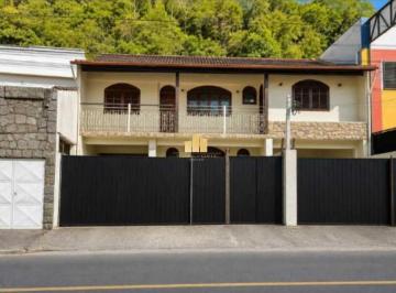 Imagem 1 · Casa para aluguel em Cascatinha, Juiz de Fora