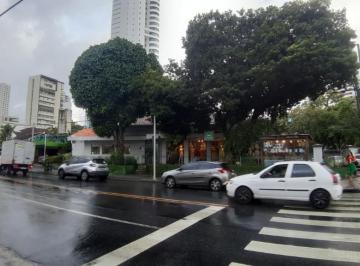 Comercial · 500m² · ALUGO UMA EXCELENTE LOJA COMERCIAL EM CASA FORTE.