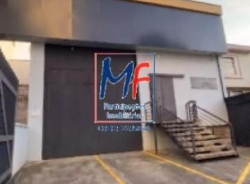 Comercial · 1290m² · Galpão para locação na Mooca, com 1290m² a.c., 502m² a.t., testada de 10m, Zoneamento ZEU. Prox. Met