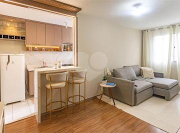 Apartamento · 55m² · 2 Quartos · 1 Vaga · Apartamento com 2 quartos à venda em Taboão - SP