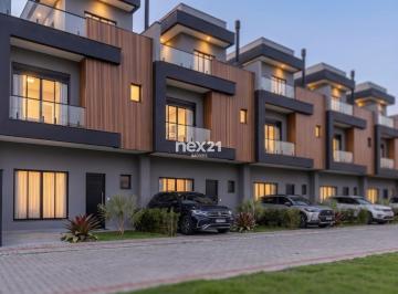 Casa · 200m² · 3 Quartos · Casa à venda - na Água Verde