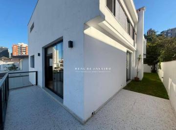 d70a749253a18fbf636aa4b5116c593a3f8ac65c · Casa na Vila Madalena: 450 m², 4 quartos, 2 vagas e piscina.