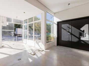 225965084d82f4b065a35b1dea6e93d2abebb043 · Prédio comercial em Pinheiros: 540 m² e 14 vagas.