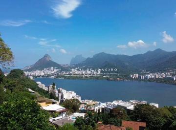 863fb39e909d12bd15592300082be07e2e227b43 · Casa com vista incrível na Lagoa: 520 m² de terreno