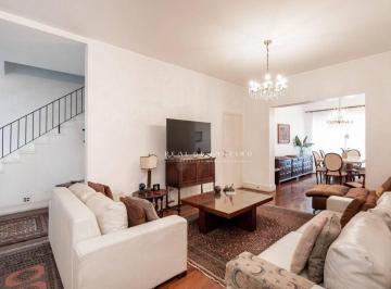 304b84ee614c1162d423af12470cfae35d08c33e · Casa Jardim América: 280 m², 3 quartos e 2 vagas.