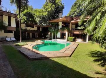4e61a452d177d8b04dbfb747ada83e2282254fc6 · Casa no Jardim América: 1800 m² de terreno e 865 m² de área construída.