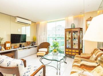 Apartamento · 145m² · 3 Quartos · 2 Vagas · QS 5 Residencial Bella Vida - Apartamento de 3 quartos, sendo 1 suíte, na cobertura, com varanda e 2