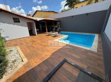 c4d8d269f1ab4b71fc7905156fc0d9c8c7d5d514 · Casa com 3 quartos sendo 2 Suítes à venda, 200 m² - Bairro Cidade Jardim - Uberlândia/MG
