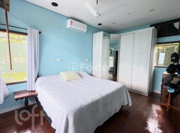 d338d337 · Casa, 3 dormitórios, 256.96 m², em Rio Tavares
