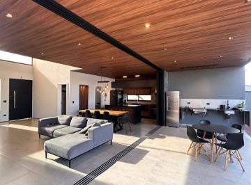 Casa · 216m² · 3 Quartos · 4 Vagas · Casa Sobrado, 3 Dormitórios (1 suíte), Condomínio Rudá, Sjc.