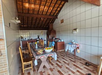 Rural · 1000m² · 3 Quartos · 6 Vagas · O que acha de comprar uma chácara linda vista e fácil acesso!!!