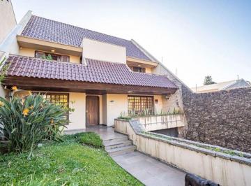 Casa de 5 quartos, Curitiba · Linda Casa com 5 Quartos, 3 Suítes, 6 Vagas de Garagem, Hugo Lange