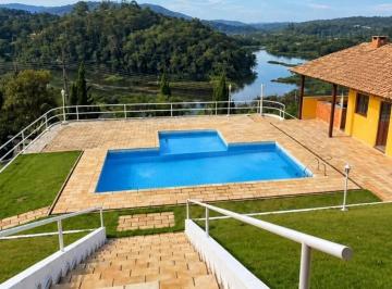 Casa · 250m² · 4 Quartos · 9 Vagas · Chácara a venda em condomínio Mairiporã com vista para represa.