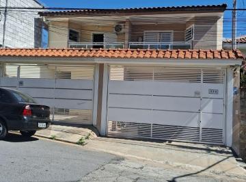 Casa de 3 quartos, São Paulo · Sobrado com 3 dorm. com armários, cozinha planejada e 2 vagas