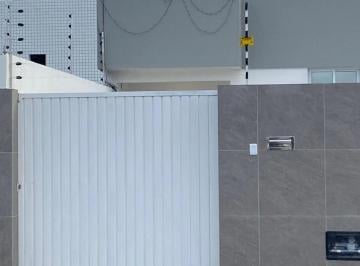 Casa · Casa 2 Quartos com 1 Suíte e 60m² - Grotão