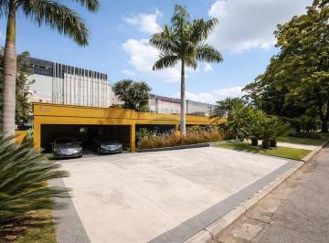 Casa · 485m² · 3 Quartos · 6 Vagas · Casa Térrea Mobiliada para Locação com 1.588m² de terreno e 03 suítes no Tamboré 1 - Tamboré - SP