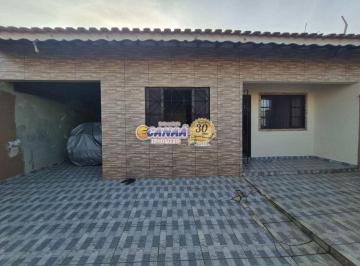 Casa de 3 quartos, Mongaguá · Casa à venda em Mongaguá - Seu lar no litoral!