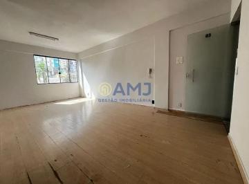 Comercial · 28m² · Sala para aluguel na Av. T-7!