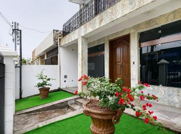 Comercial · 354m² · 11 Quartos · 4 Vagas · Ponto Comercial para aluguel, 11 quartos, 1 suíte, 4 vagas, São José - Aracaju/SE