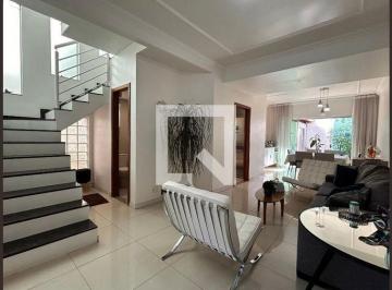Casa · 220m² · 3 Quartos · 4 Vagas · Casa para Aluguel - Castelo, 3 Quartos, 220 m² - Belo Horizonte